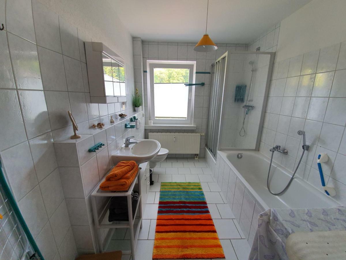 Ferienwohnung Ole ツィノヴィッツ エクステリア 写真